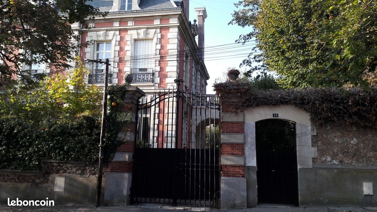 Appartement à louer, 10m², Versailles