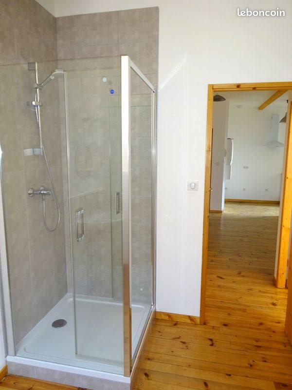 Appartement à louer, 46m², Saint-Bonnet-le-Château