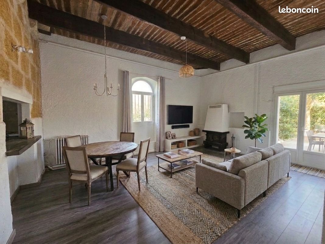 Appartement à louer, 110m², Saint-Chamas