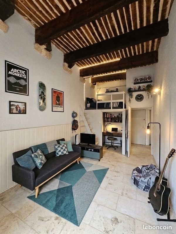 Appartement à louer, 110m², Saint-Chamas