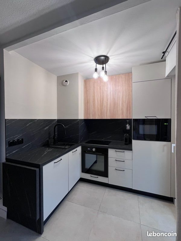 Appartement à louer, 33m², Vallauris