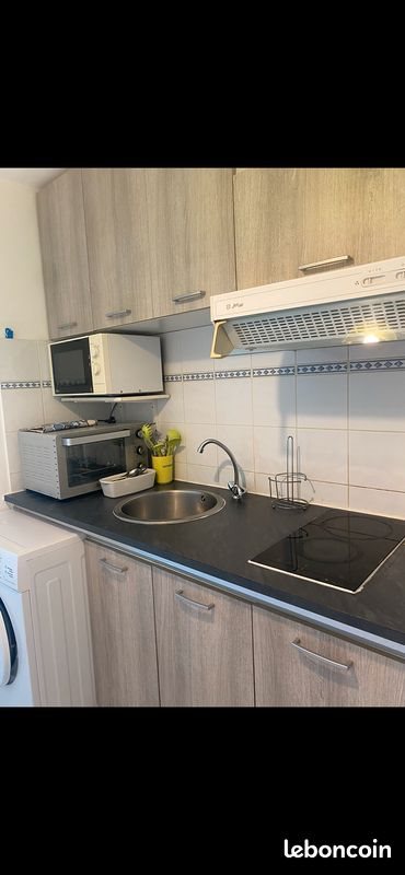 Appartement à louer, 27m², Saint-Gilles-les-Bains