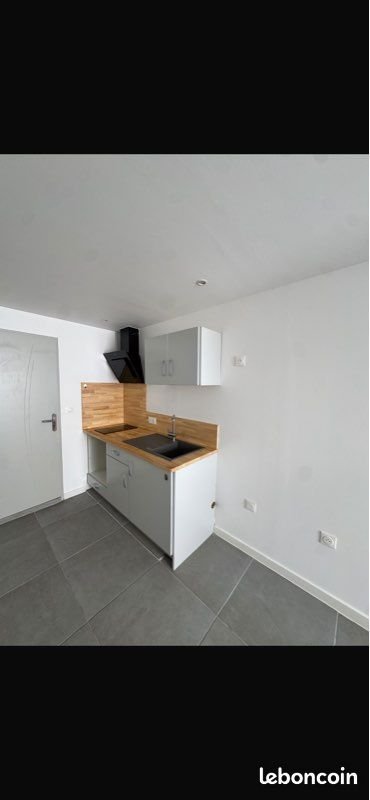 Appartement à louer, 23m², Noves