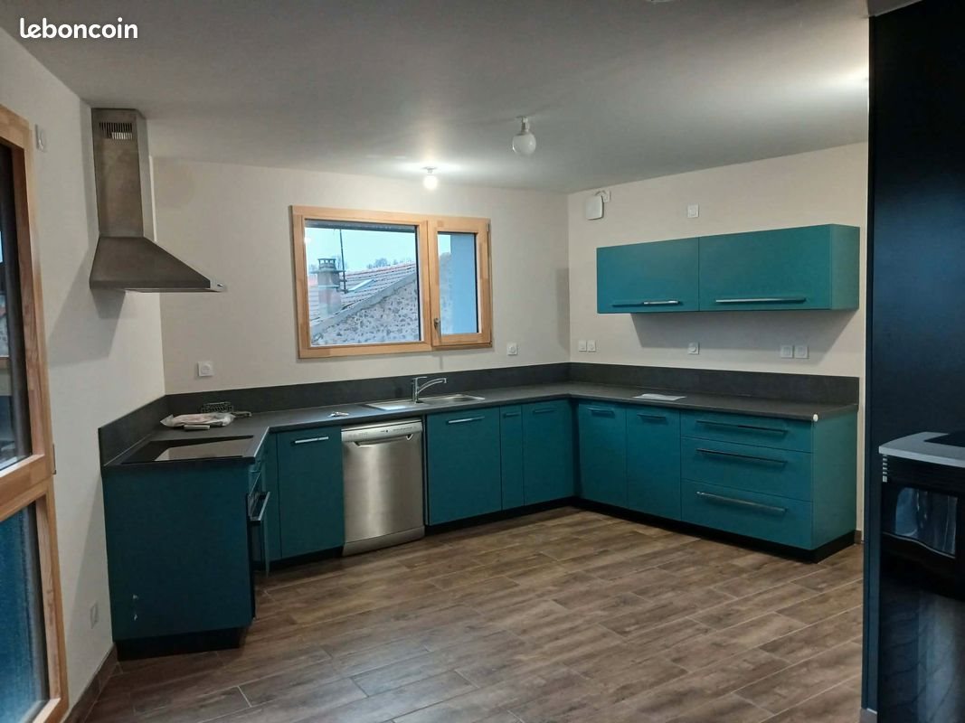 Appartement à louer, 80m², Siaugues-Sainte-Marie