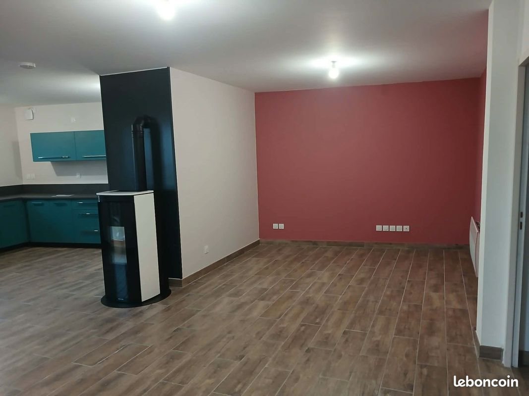Appartement à louer, 80m², Siaugues-Sainte-Marie