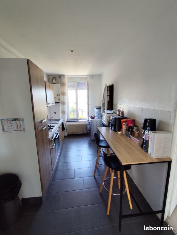 Appartement à louer, 57m², Saint-Max