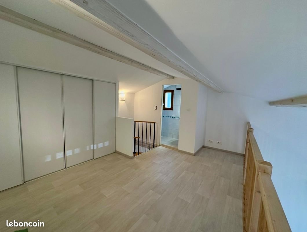Maison à louer, 40m², Nans-les-Pins