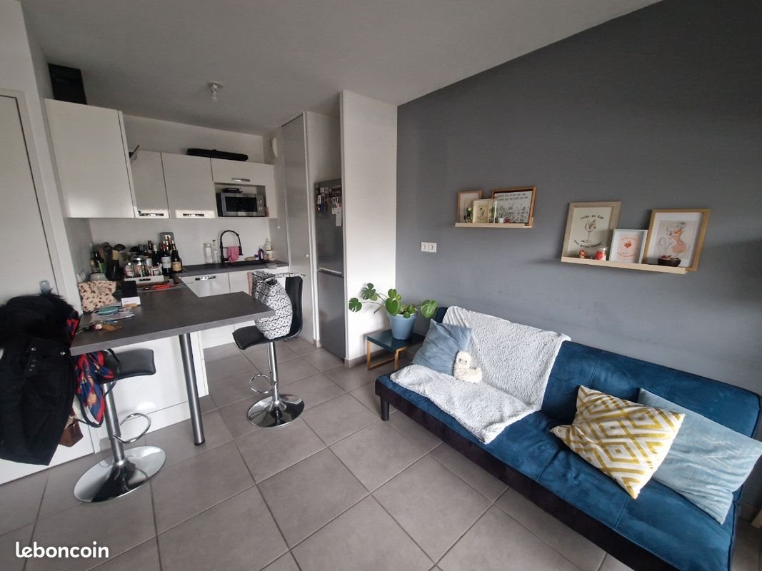 Appartement à louer, 38m², Saint-Priest