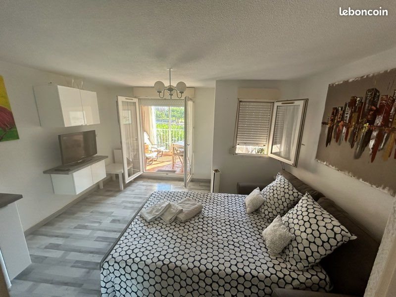 Appartement à louer, 30m², La Londe-les-Maures