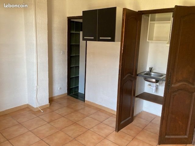 Appartement à louer, 18m², Arles
