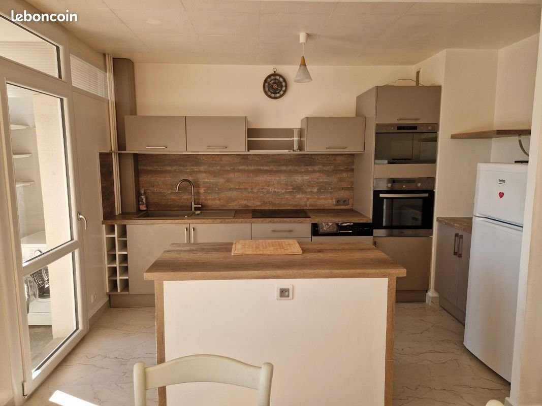 Appartement à louer, 74m², Saint-Genis-Laval