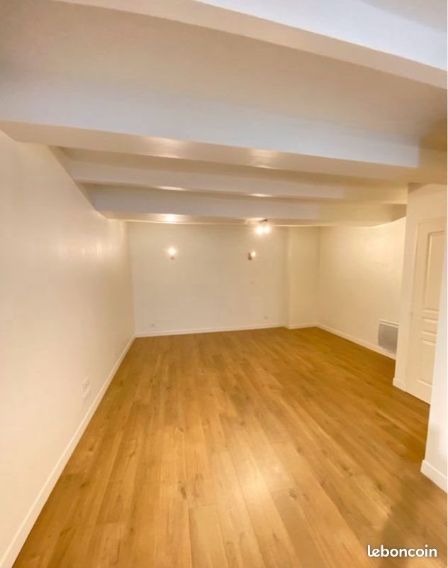 Appartement à louer, 33m², Vence