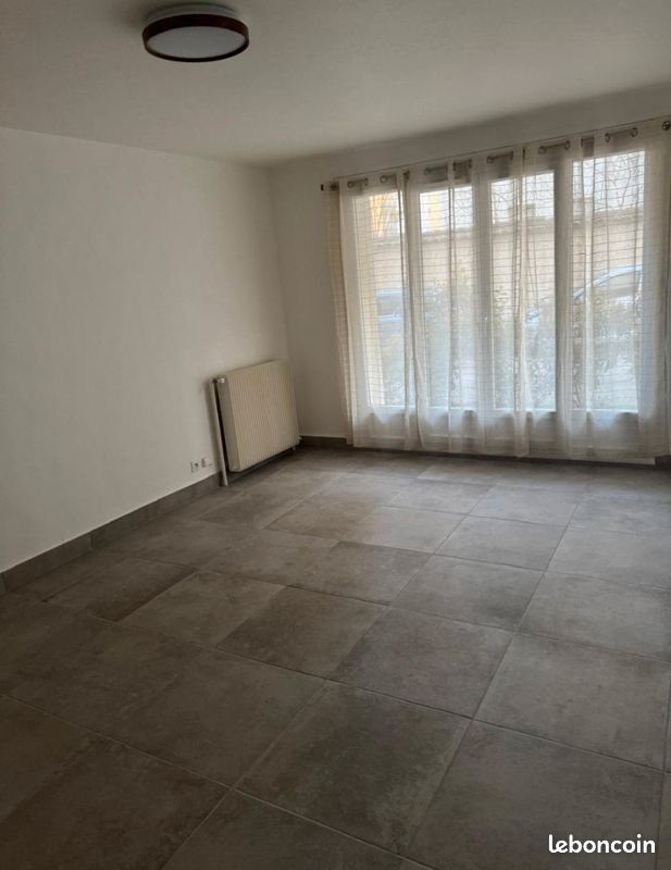Appartement à vendre, 77m², Vénissieux
