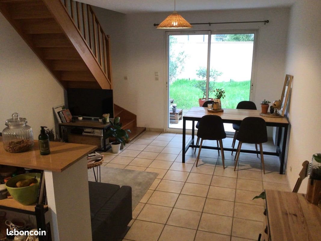 Appartement à louer, 55m², Saint-Paul-Trois-Châteaux