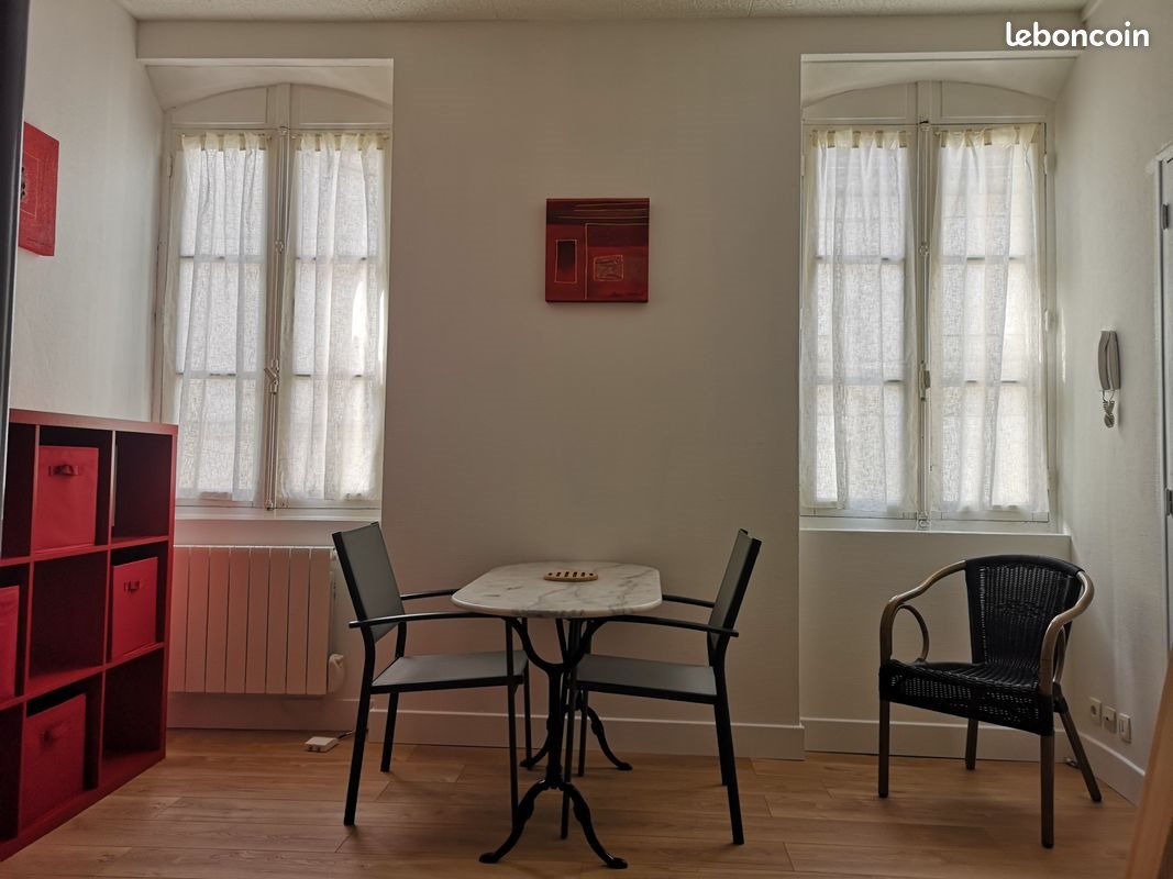 Appartement à louer, 19m², Angoulême