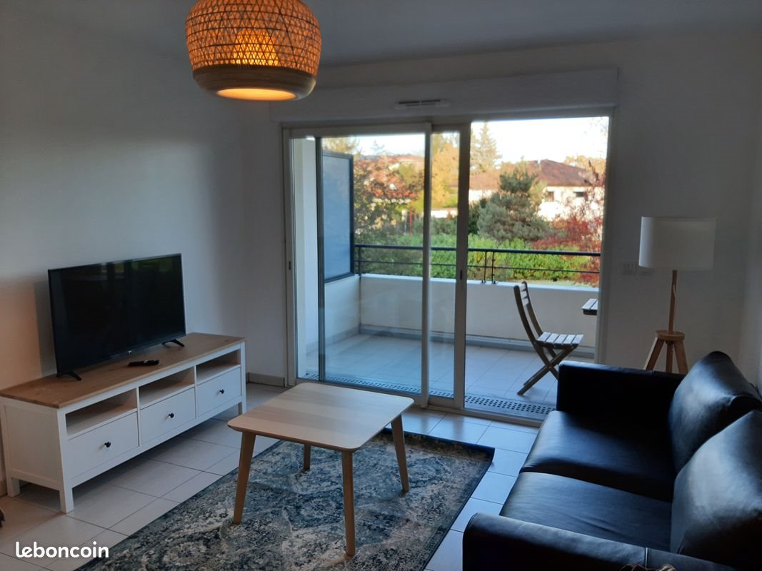Appartement à louer, 44m², Prévessin-Moëns