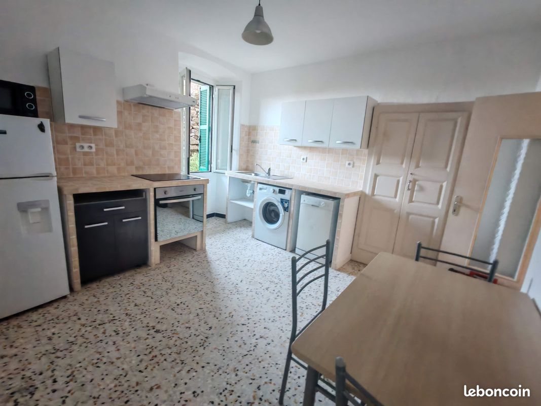 Appartement à louer, 50m², Corte