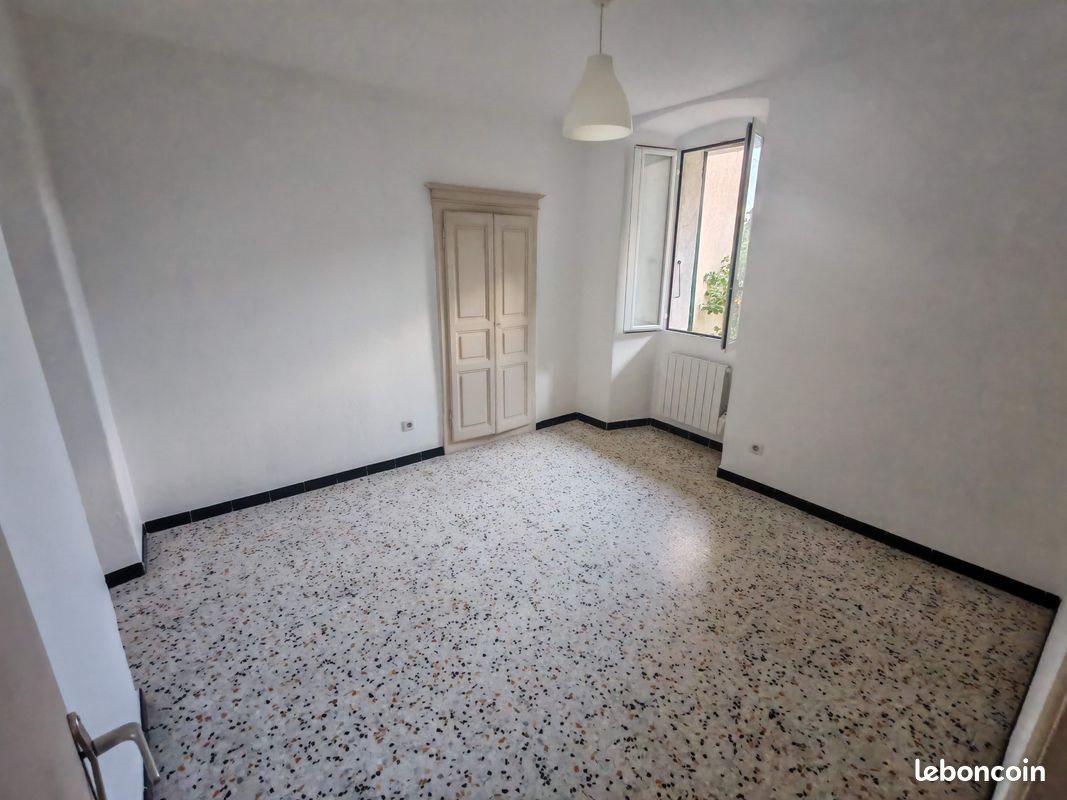 Appartement à louer, 50m², Corte