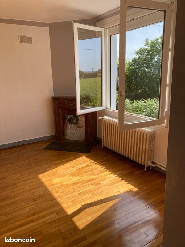 Maison à louer, 110m², Plessala
