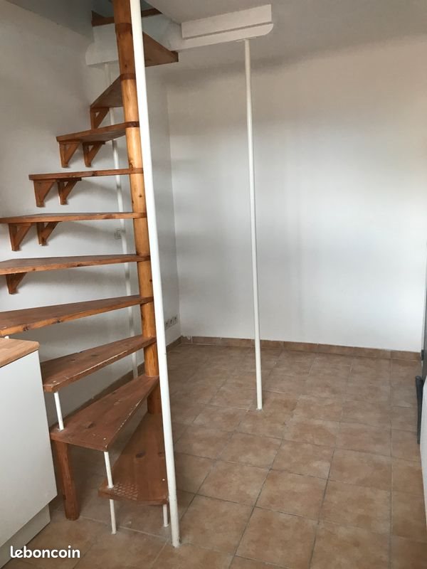 Appartement à louer, 22m², Oraison