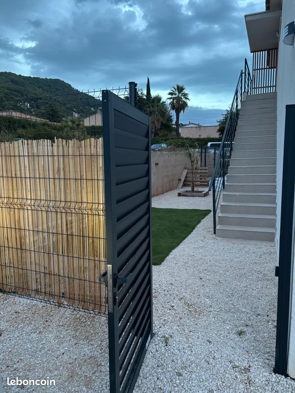 Appartement à louer, 63m², Carqueiranne