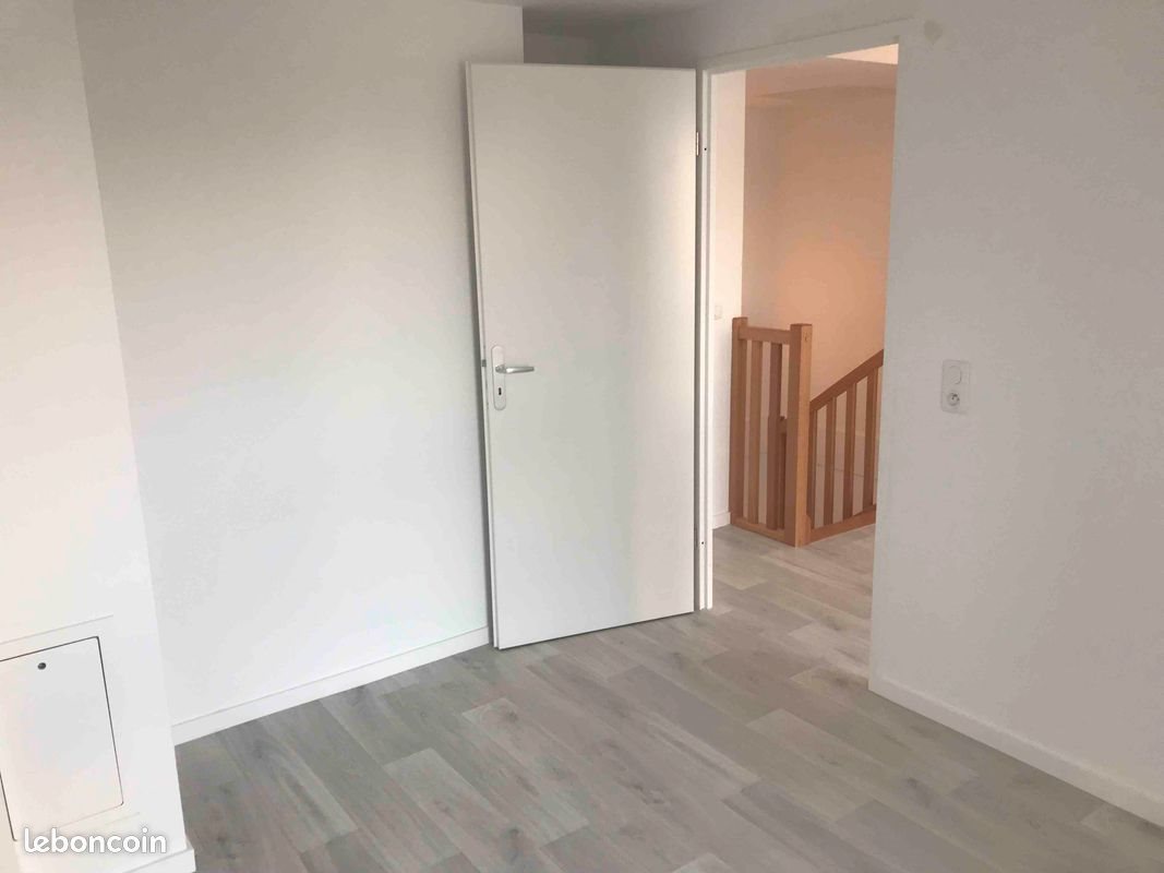 Appartement à louer, 59m², Evry