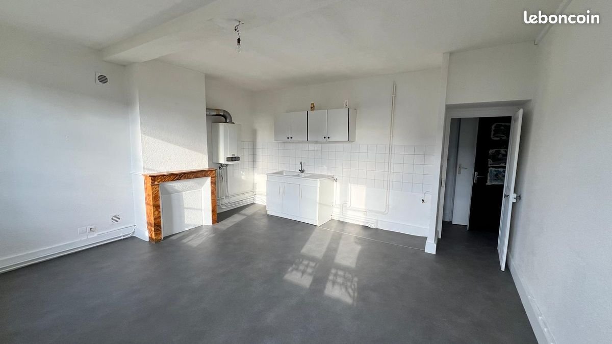 Appartement à louer, 40m², Guérigny