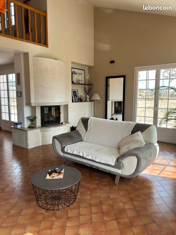 Maison à vendre, 200m², Yzernay