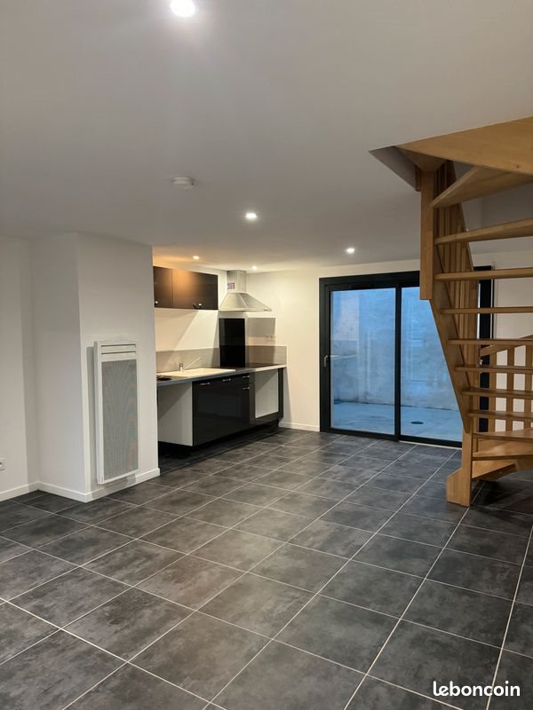 Maison à louer, 56m², Virelade