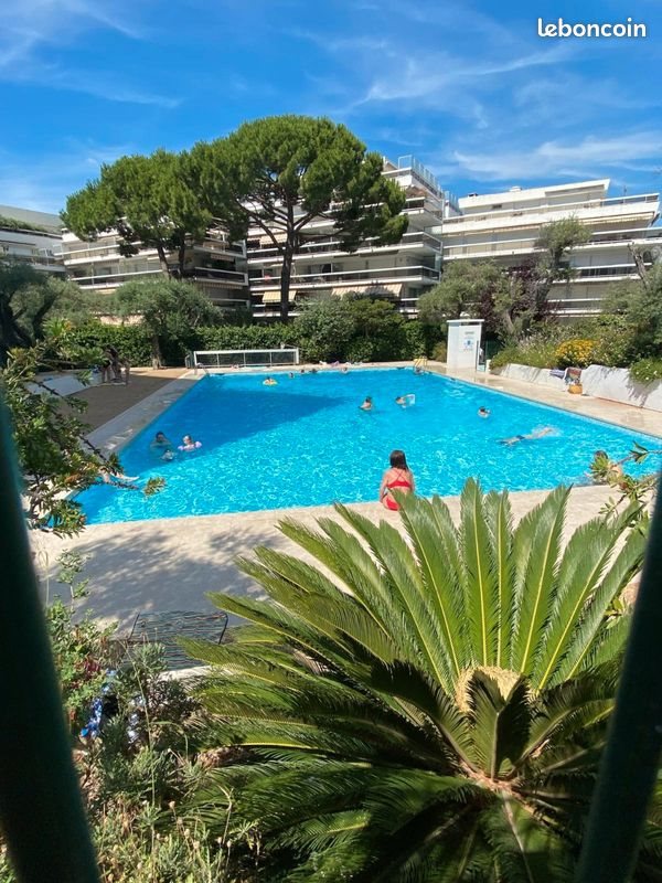 Appartement à louer, 40m², Antibes