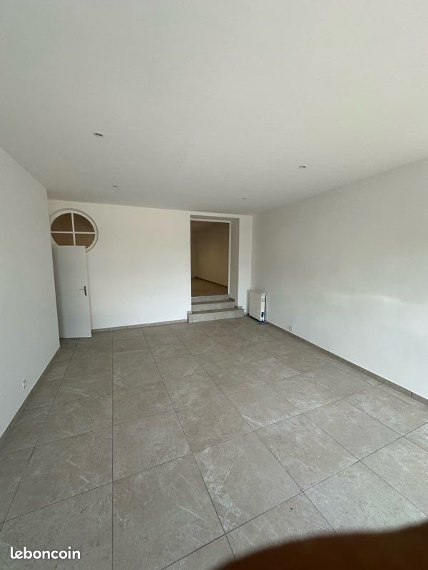 Appartement à louer, 64m², Palinges