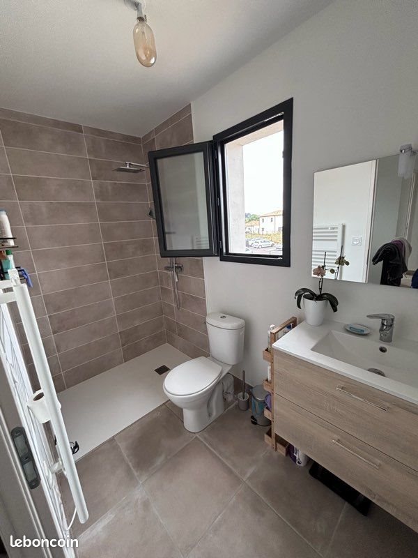 Maison à louer, 84m², Laudun-l'Ardoise