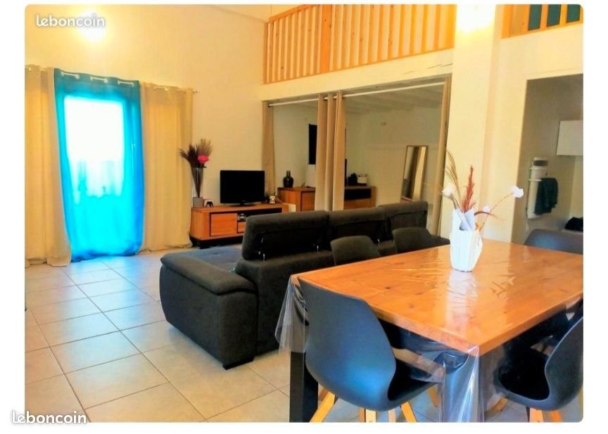 Appartement à louer, 70m², Beaucaire