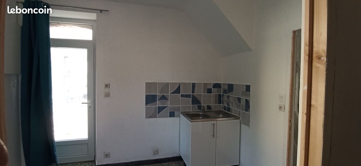 Maison à vendre, 61m², Ploumagoar