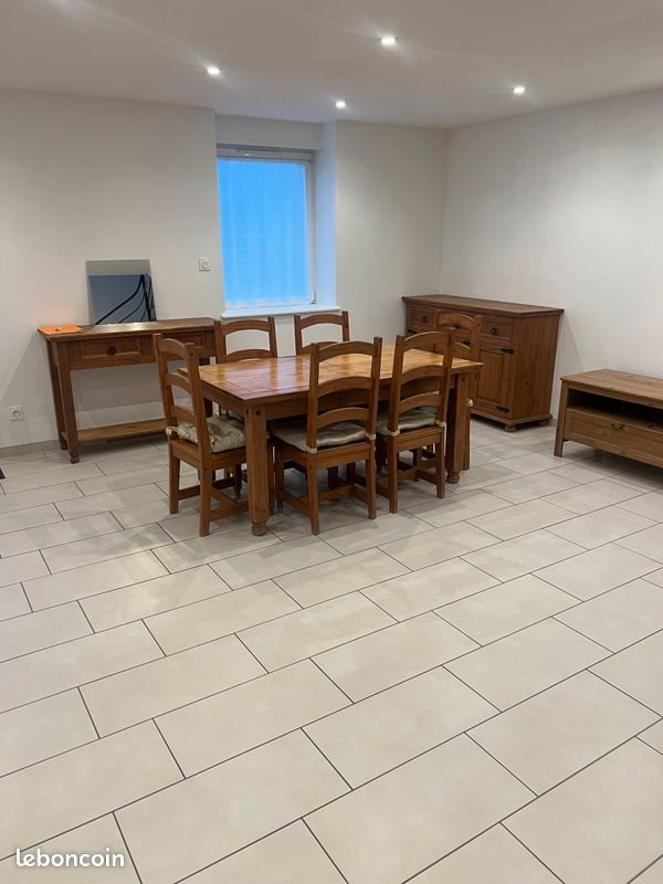 Appartement à louer, 70m², Neulise
