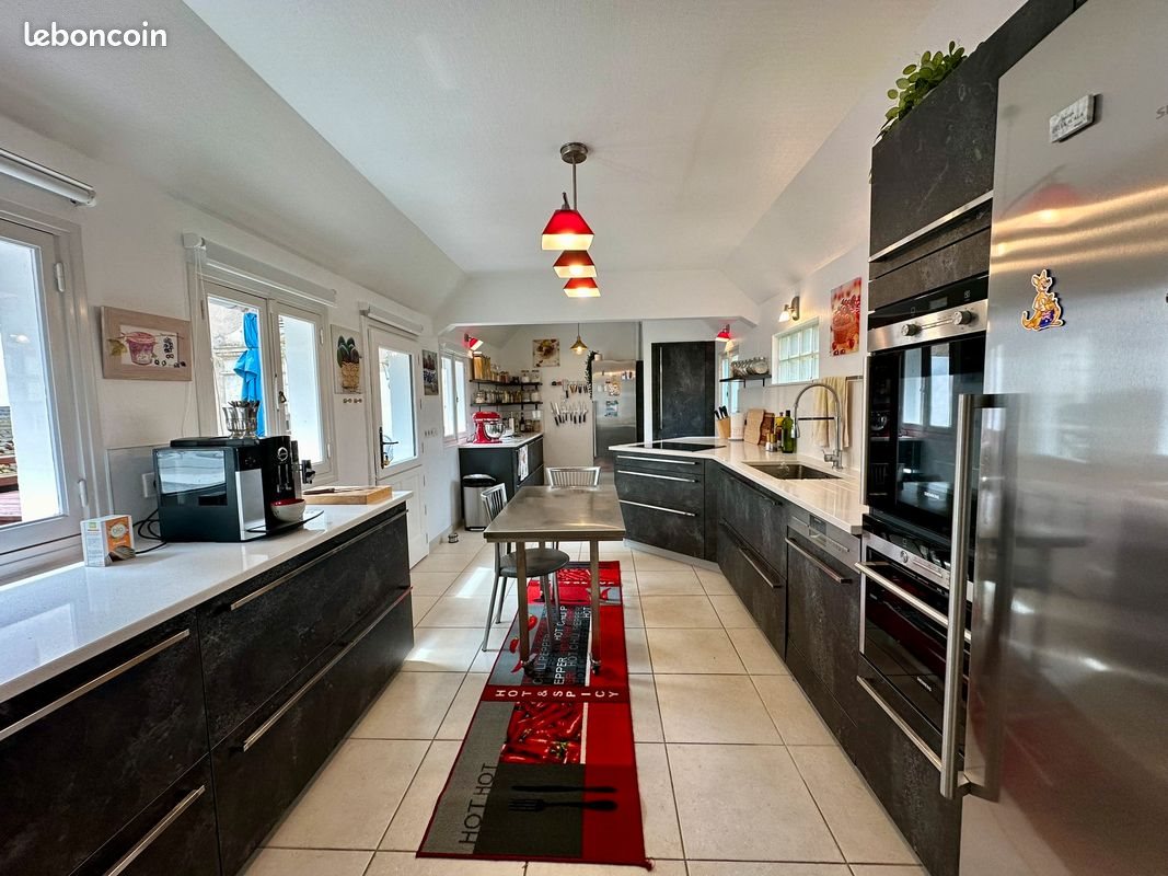 Maison à vendre, 340m², Bourges