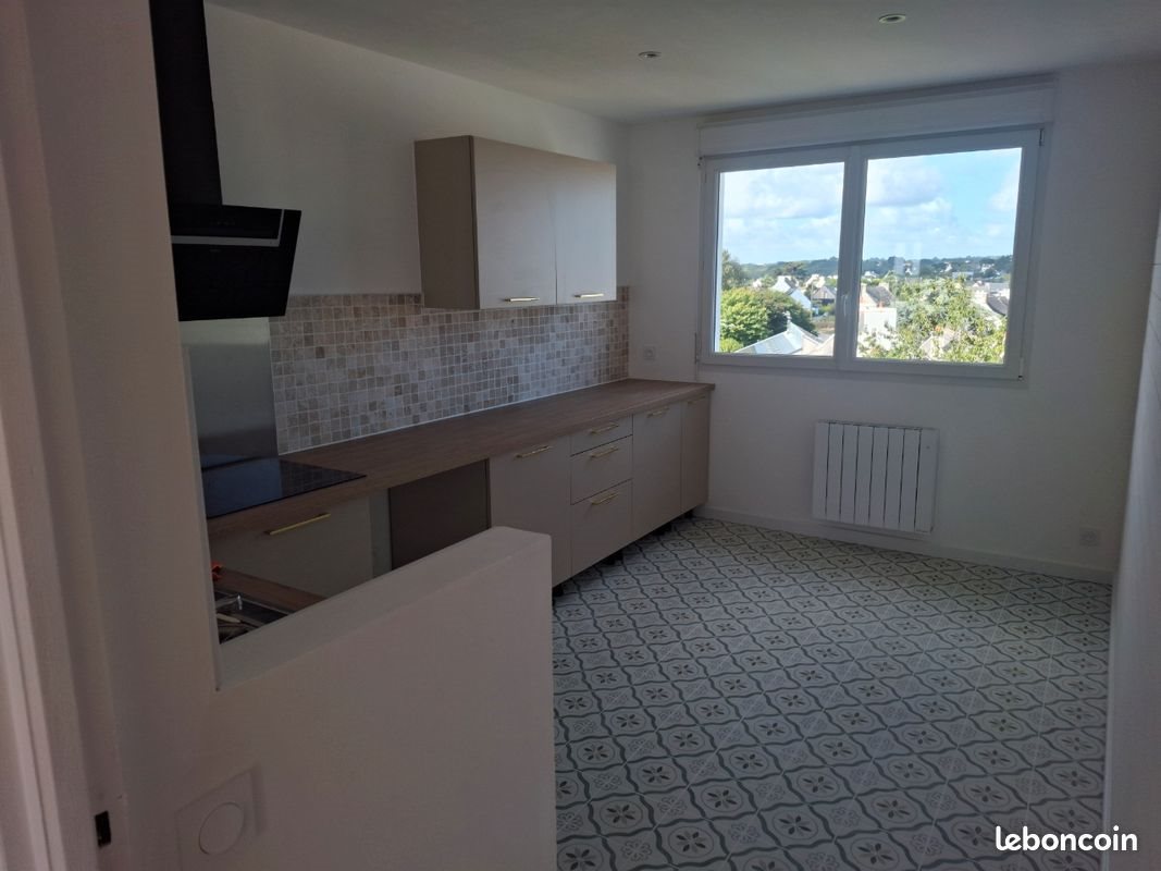 Appartement à louer, 75m², Locquirec