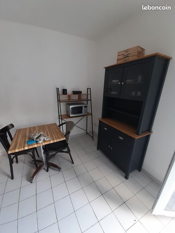 Appartement à louer, 23m², Nîmes