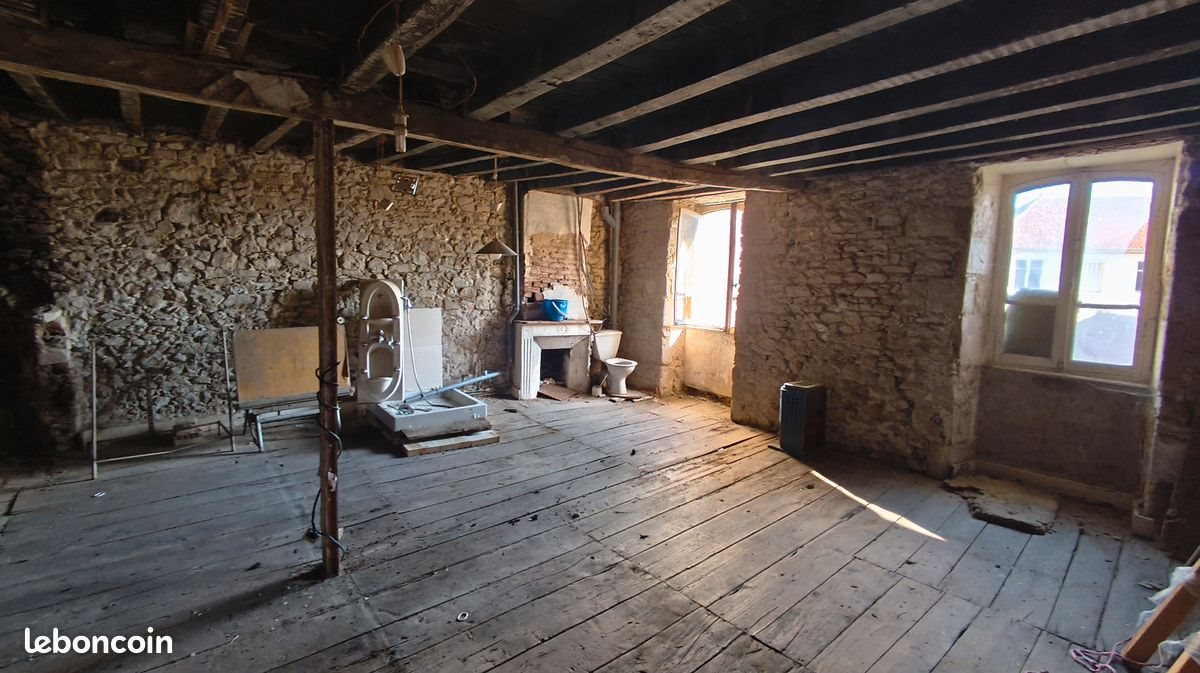 Maison à vendre, 94m², Bourganeuf