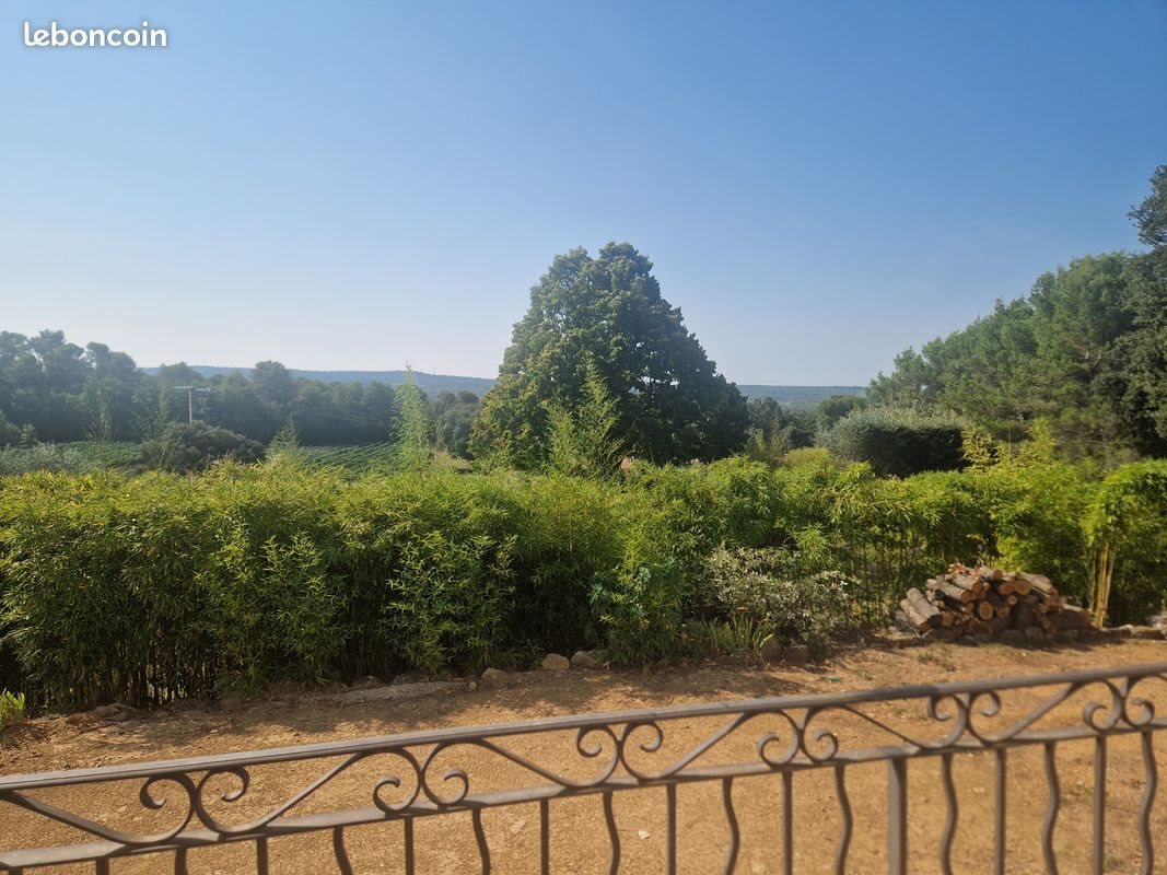Maison à louer, 150m², Rognes