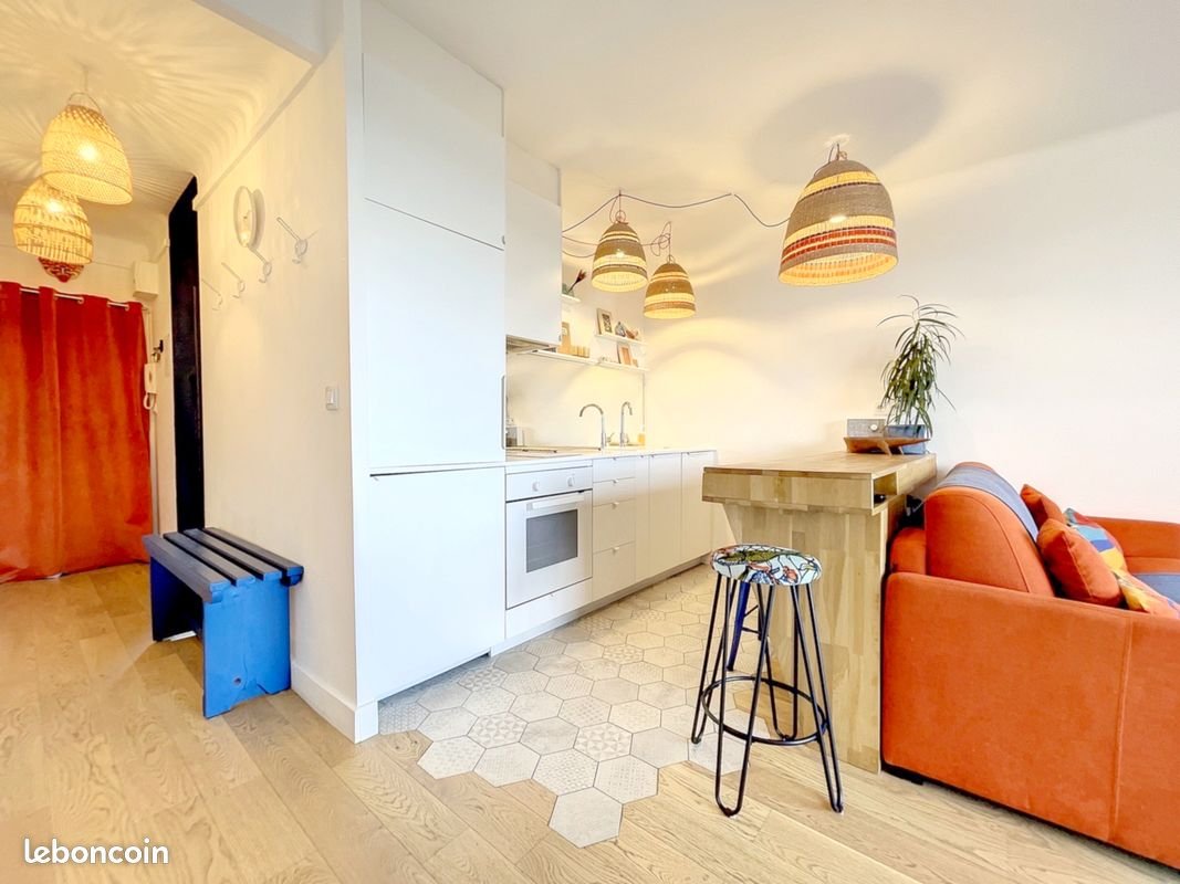 Appartement à louer, 35m², Marseille 8ème