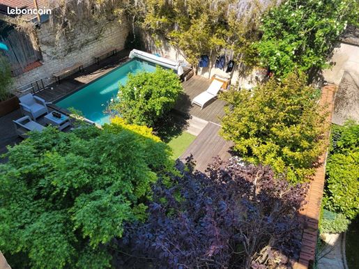 Advert pic 0