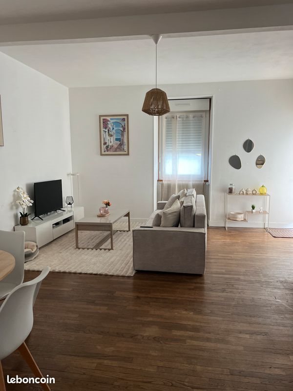 Maison à louer, 66m², Québriac