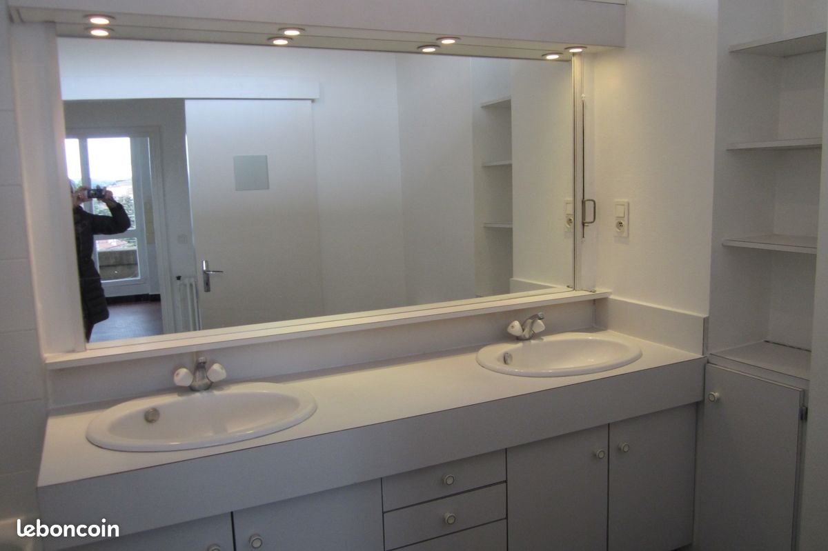 Appartement à louer, 45m², Vals-près-le-Puy
