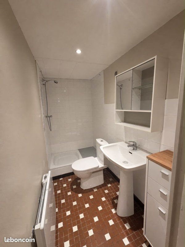 Appartement à louer, 42m², Poligny