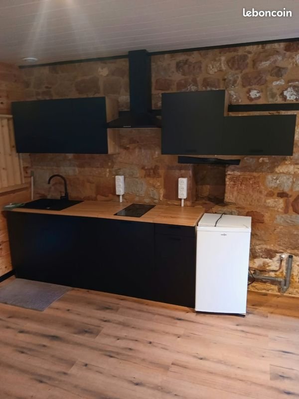 Maison à louer, 29m², Hautefort