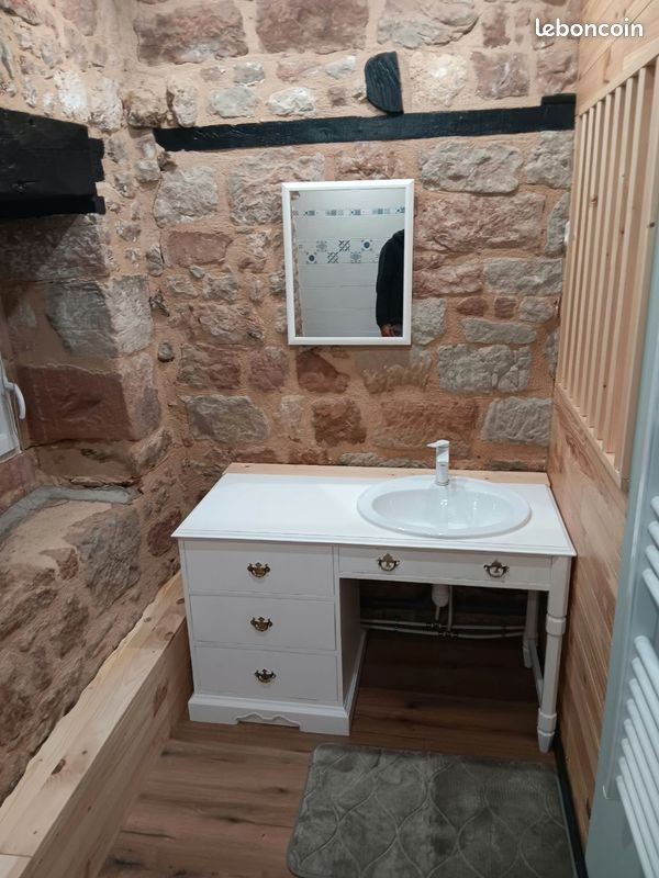 Maison à louer, 29m², Hautefort