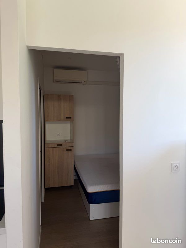 Appartement à louer, 40m², Vénissieux