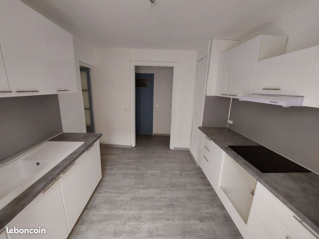 Appartement à vendre, 71m², Mèze