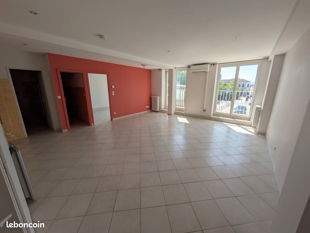 Appartement à louer, 57m², Romans-sur-Isère